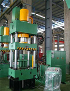 三梁（liáng）四柱液壓機